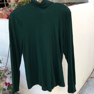 Thin cotton forest green turtleneck